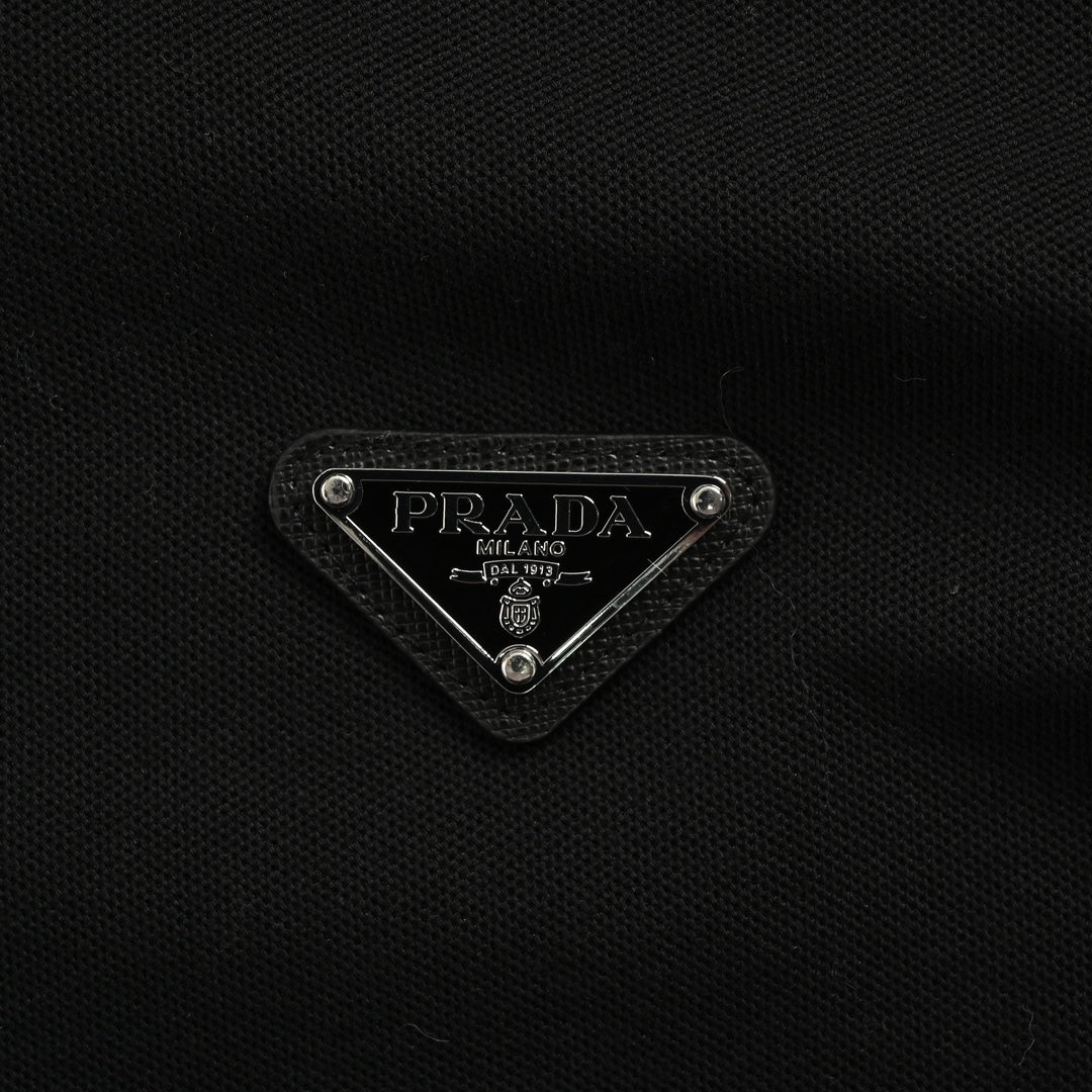 Triangle logo long sleeve polo shirt