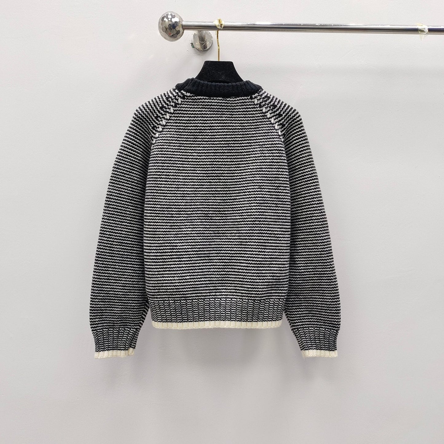 striped crew neck knitted sweater