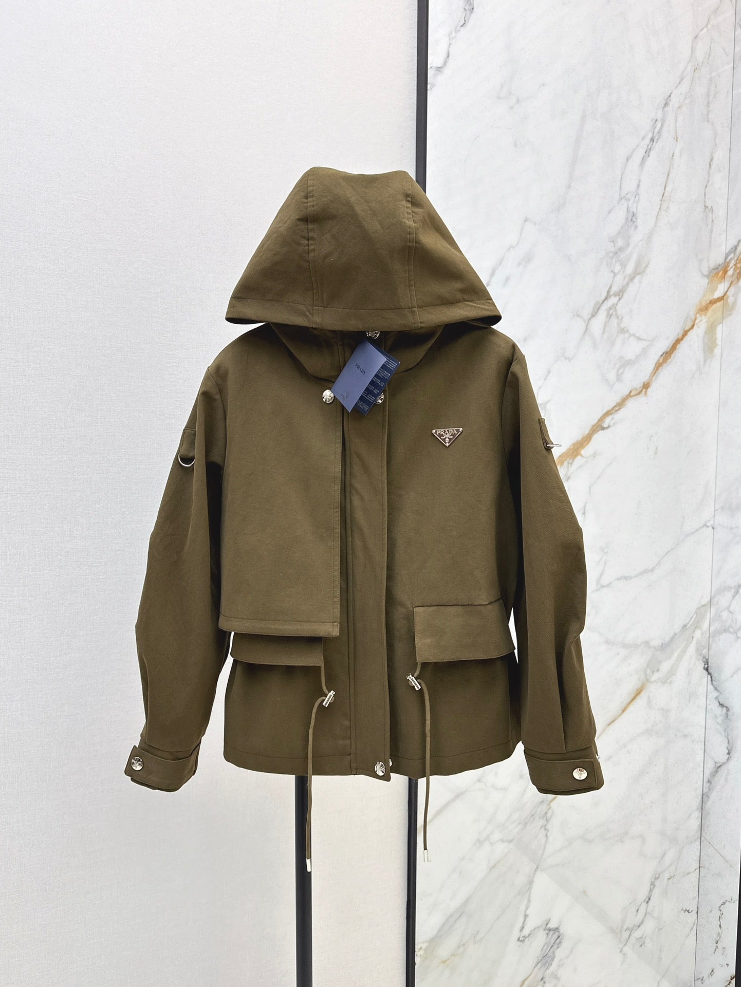 Drawstring waist hooded windbreaker jacket