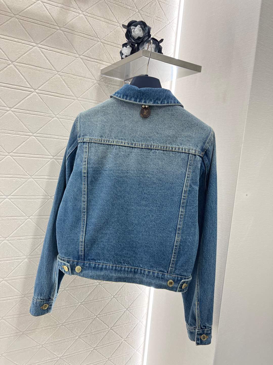 lapel denim jacket