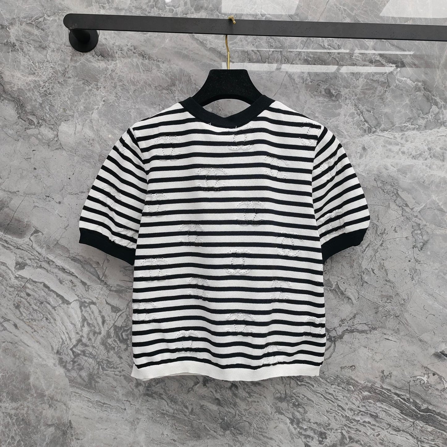 Round neck Xiaoxiang logo hollow pattern cardigan striped short sleeves