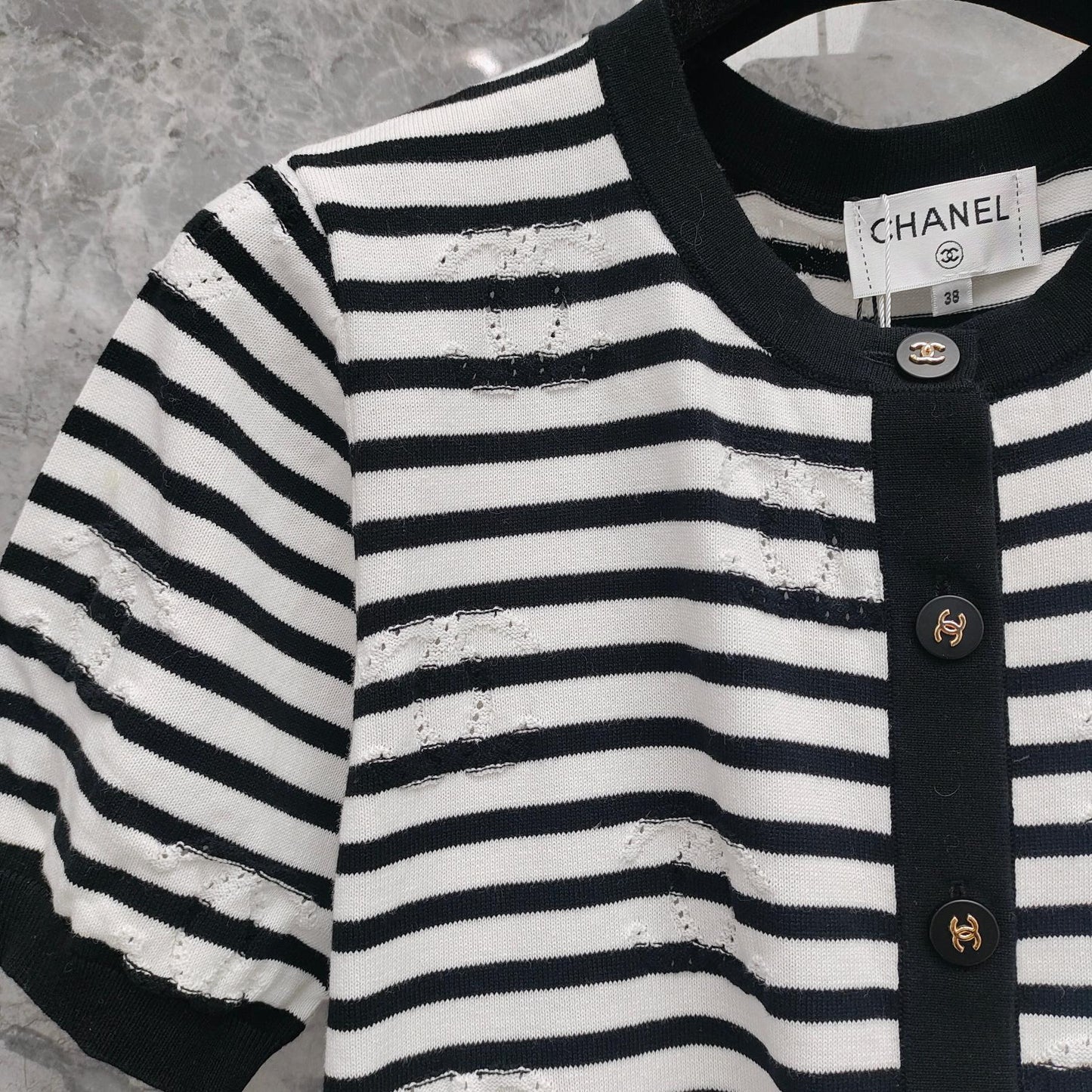 Round neck Xiaoxiang logo hollow pattern cardigan striped short sleeves