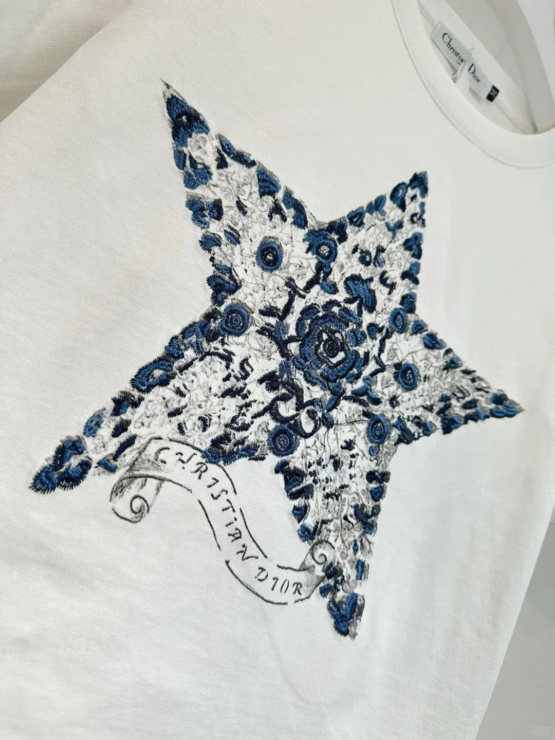 embroidered graphic T-shirt