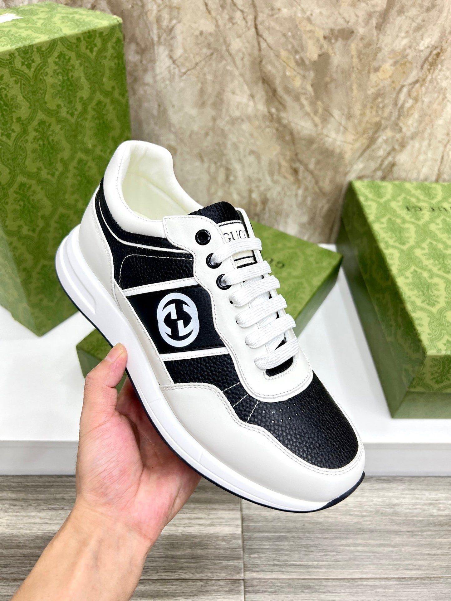 Men's Low Top Sneakers