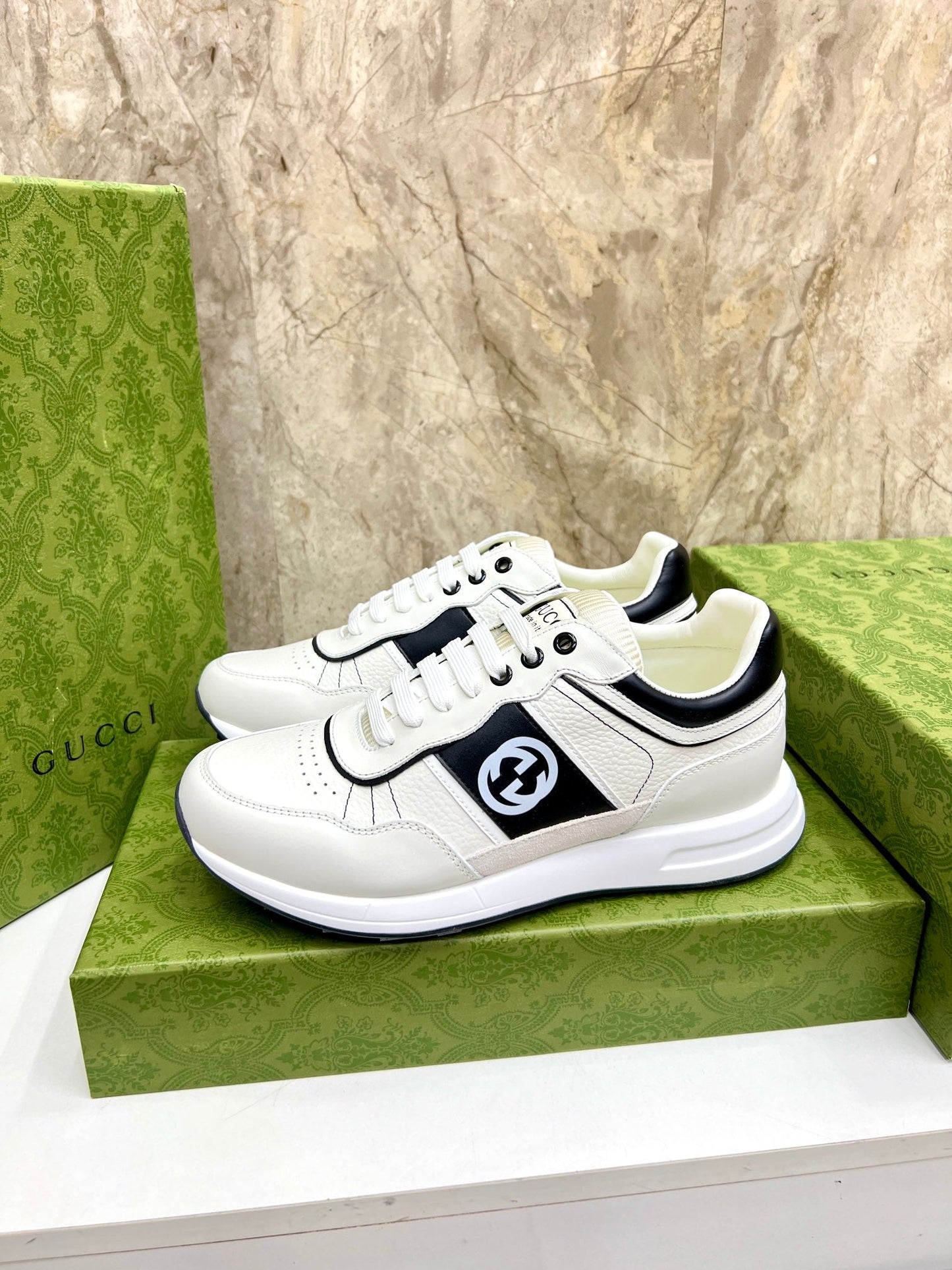 Men's Low Top Sneakers