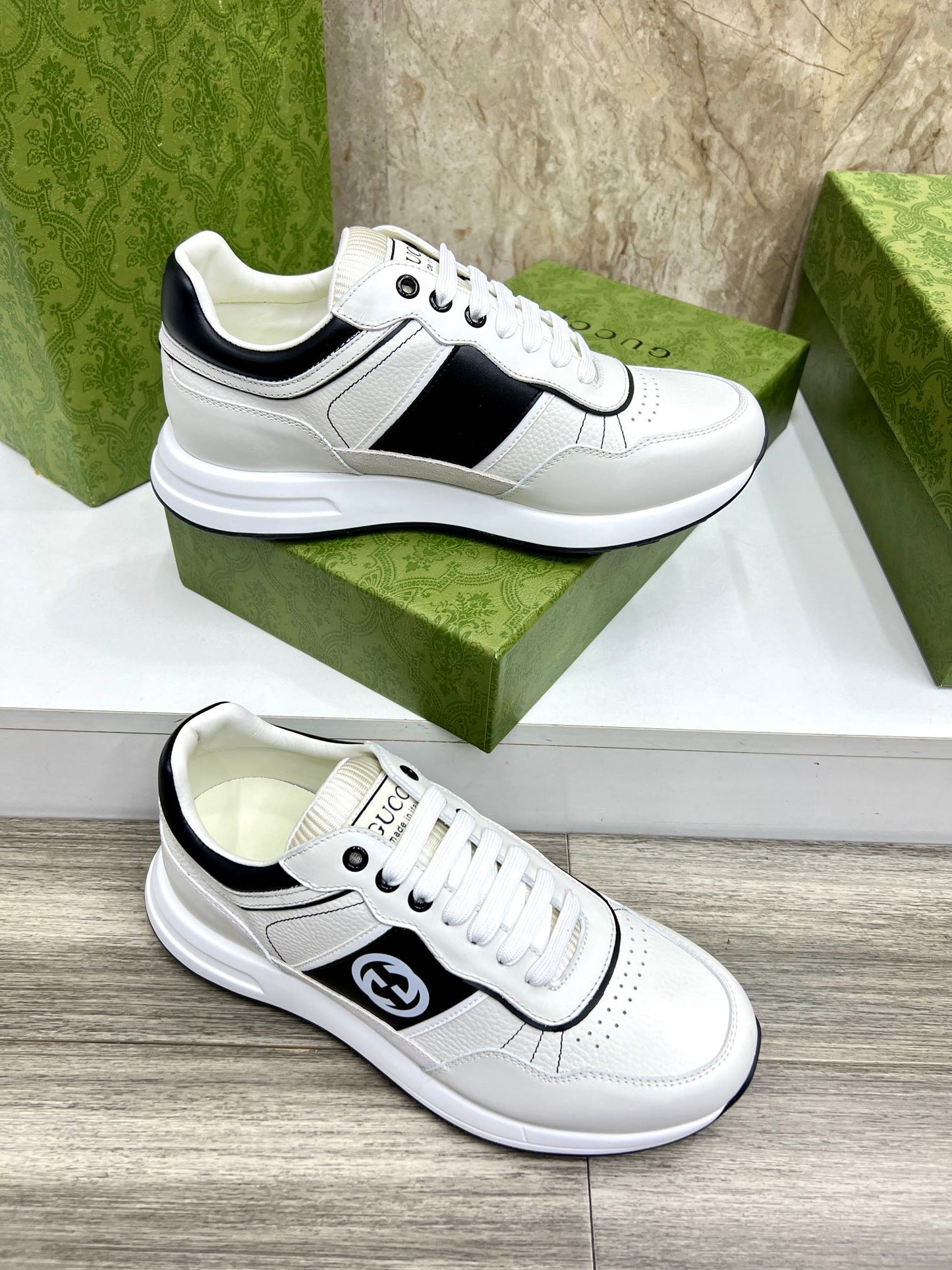 Men's Low Top Sneakers