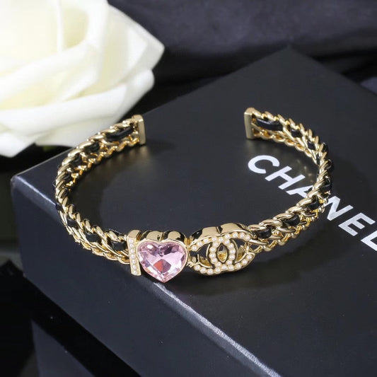 new semi-closed hollow diamond bracelet