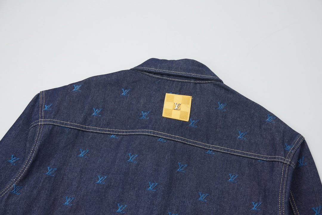 L's Embroidered blue denim jacket