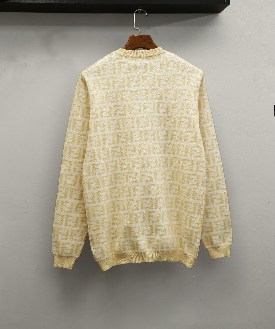 Jacquard crew neck knitted sweater