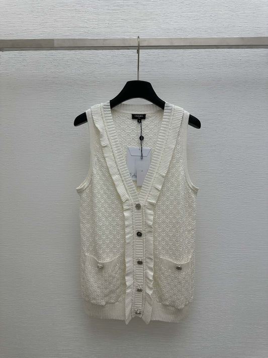 Knitted long cardigan vest