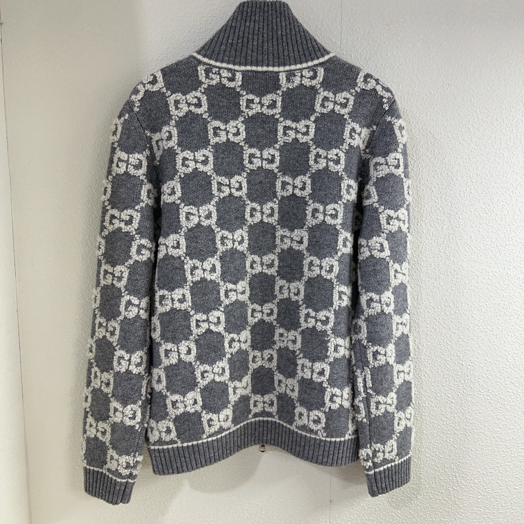 Jacquard stand collar zip-up knitted sweater