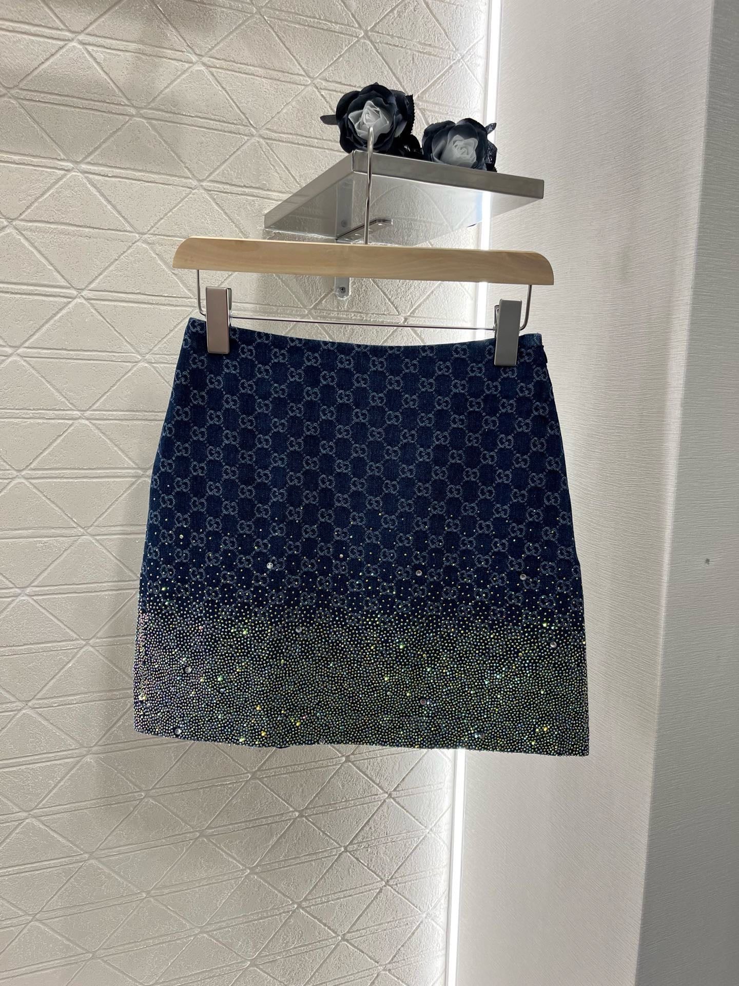 Early spring new rhinestone half skirt