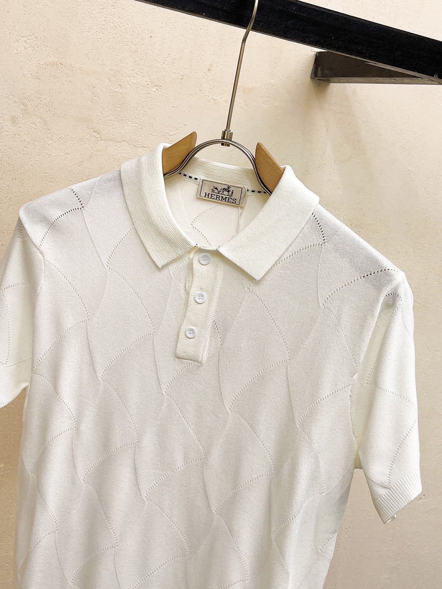 New short-sleeved polo