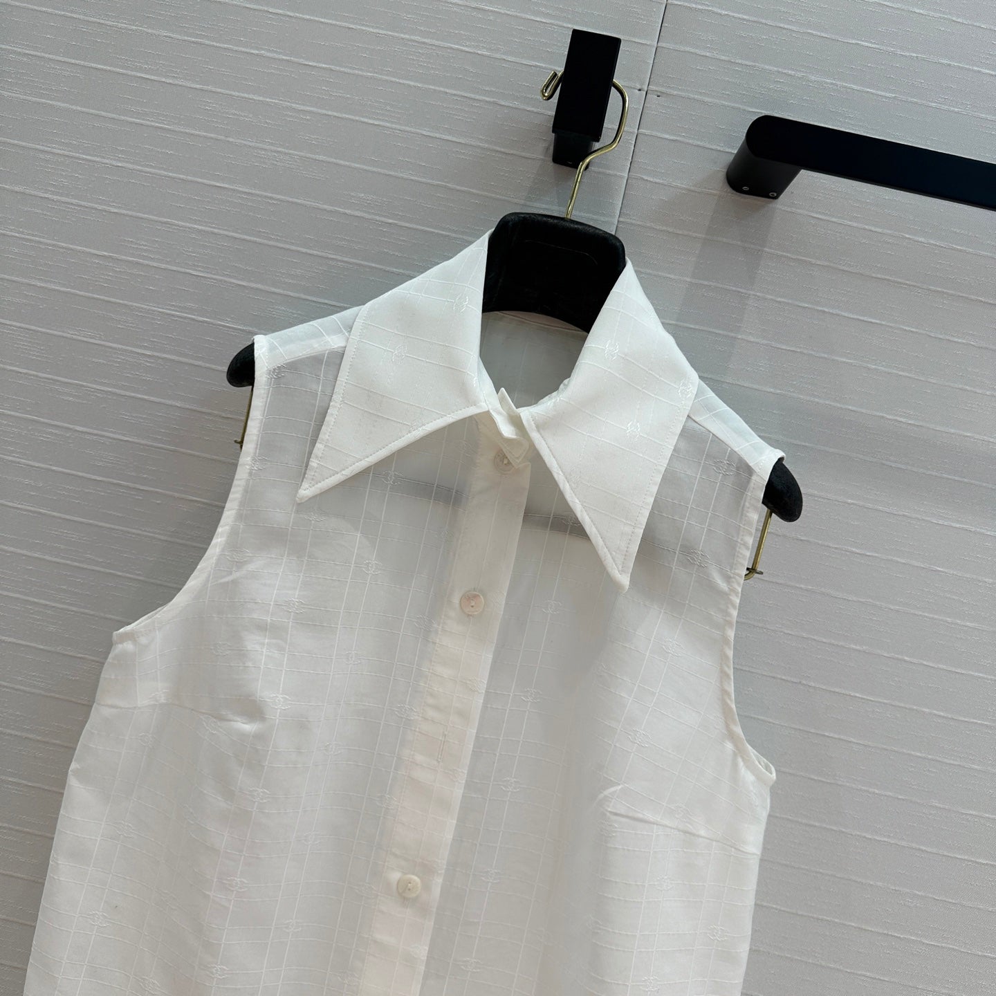 French Simple Sleeveless Shirt