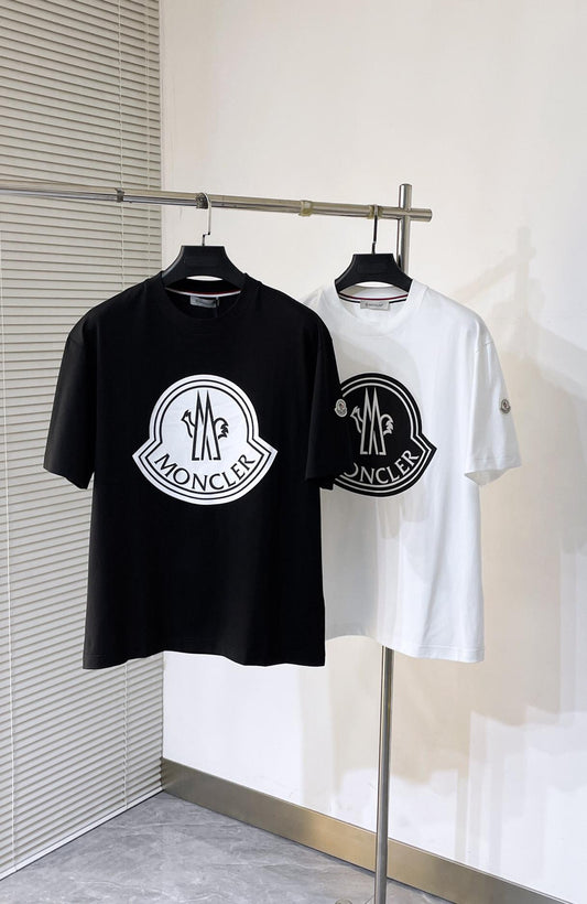 Mon Spring/Summer new metal logo on chest t-shirt