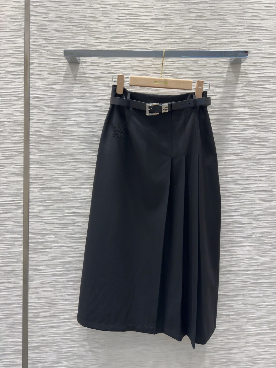 Pleated skirt