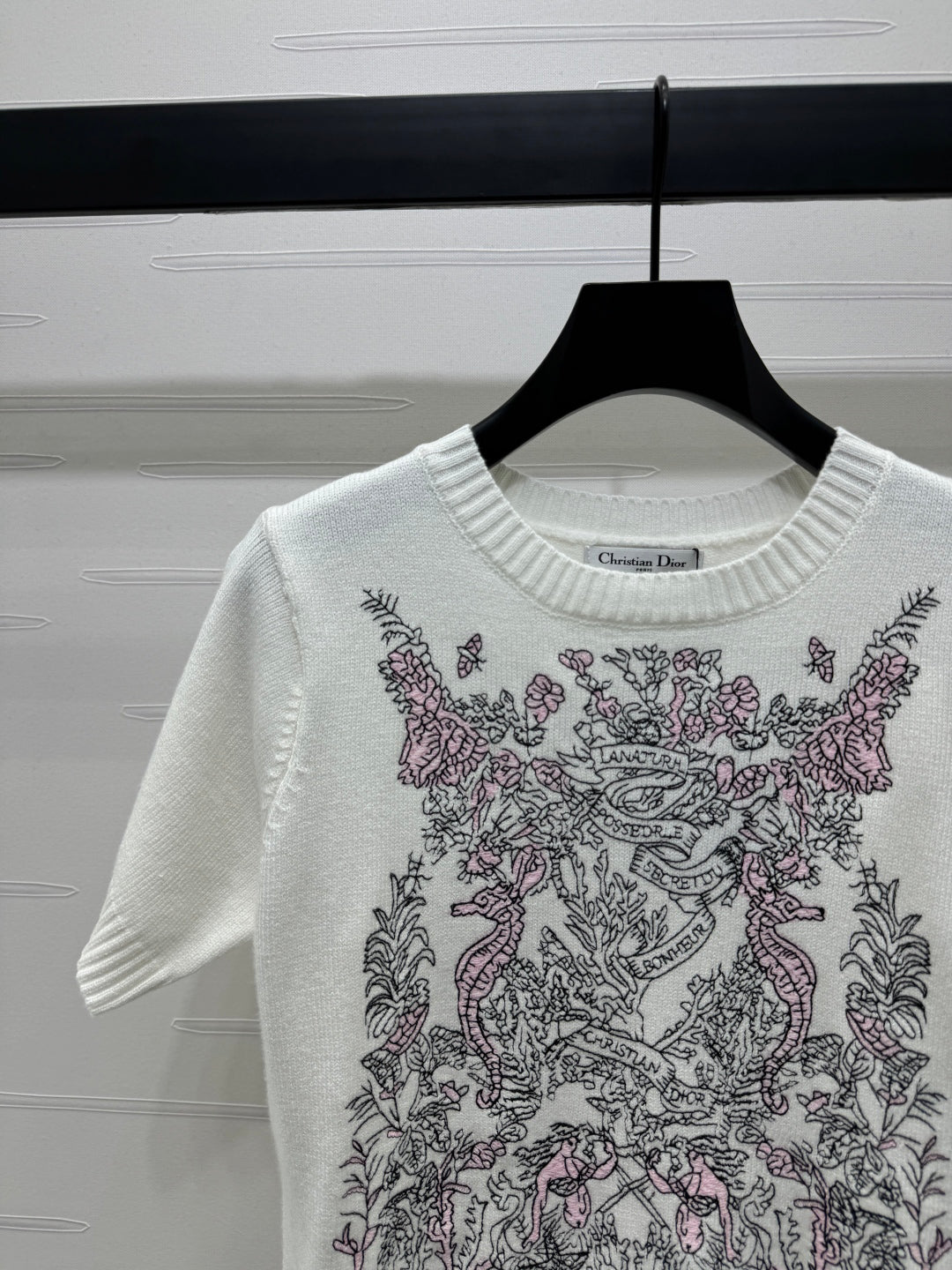 Heavy embroidery knitted short sleeves