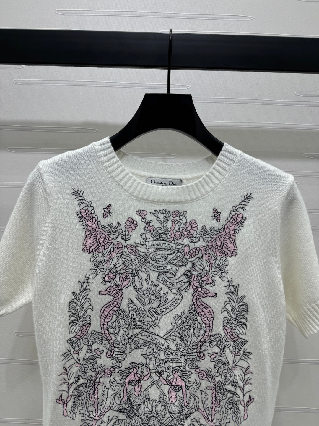 Heavy embroidery knitted short sleeves