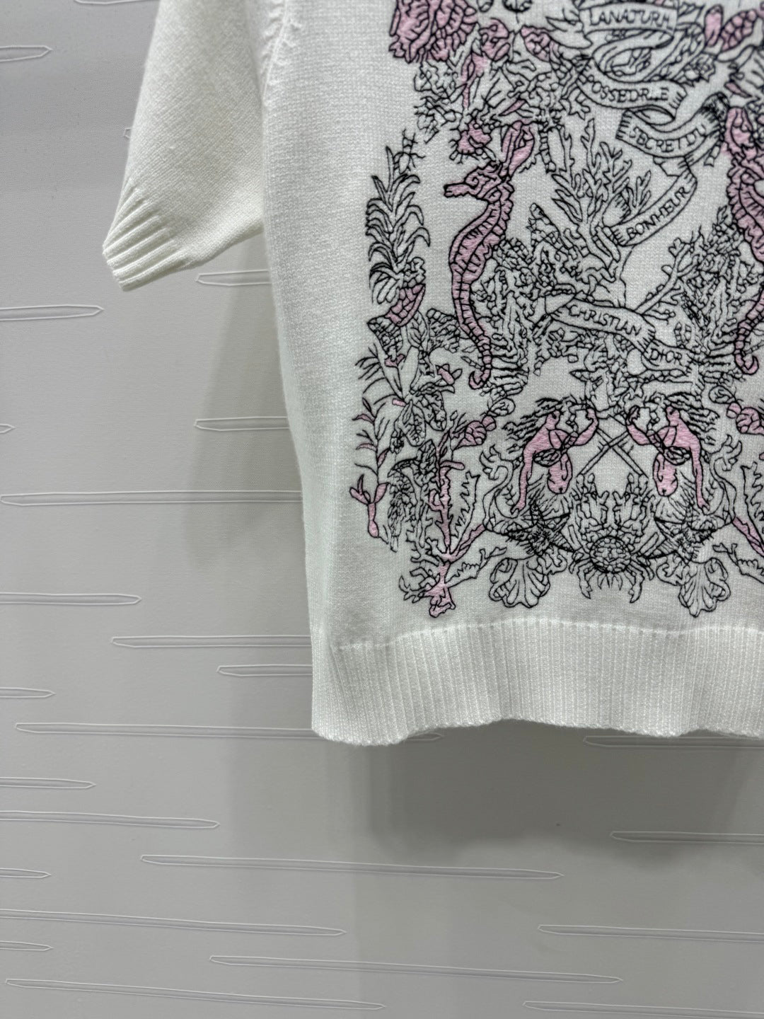 Heavy embroidery knitted short sleeves