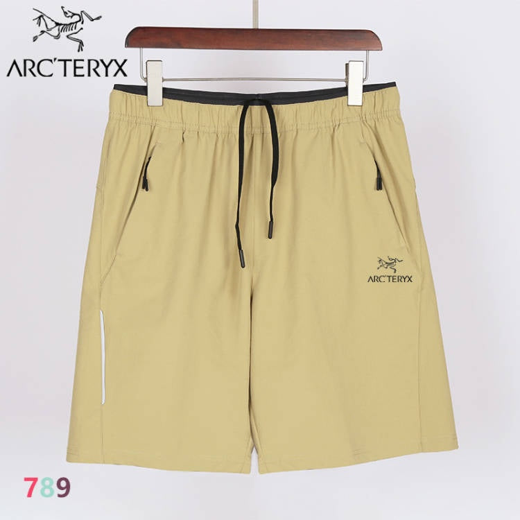 Elastic ice silk sports shorts