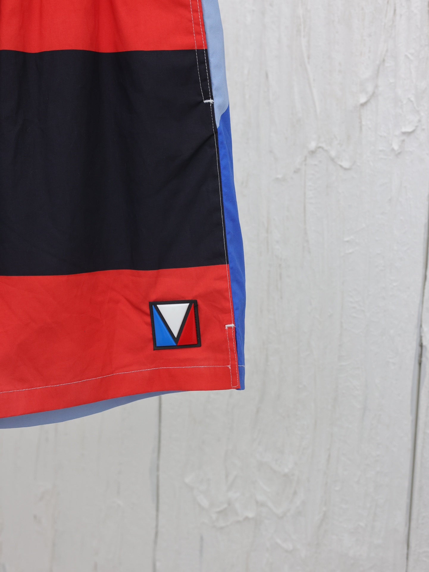 New America's Cup print drawstring beach shorts