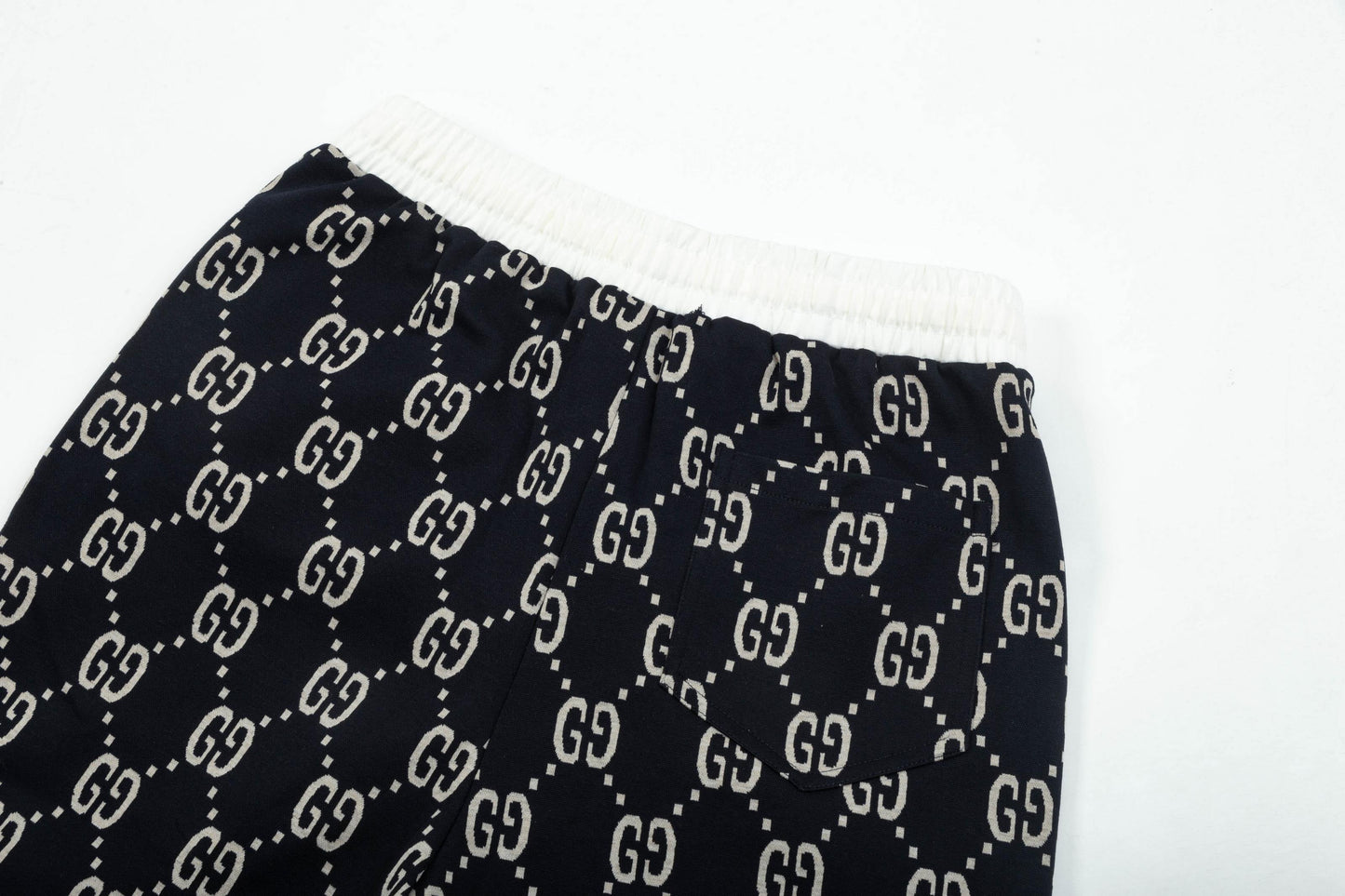 New knitted jacquard shorts