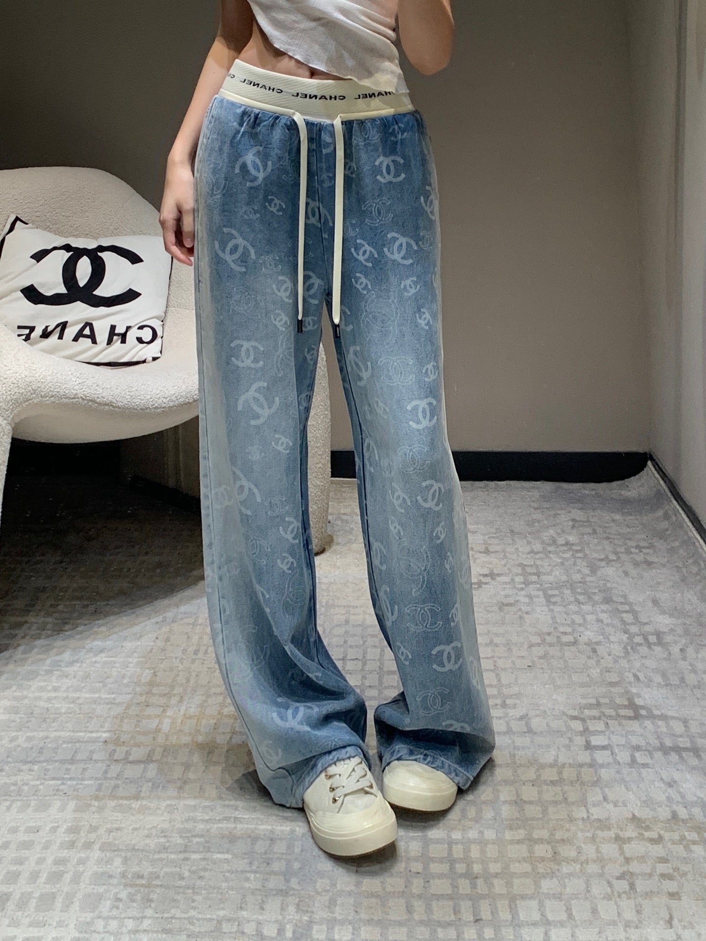 Laser Printed Gradient Washed Color Tencel Jeans