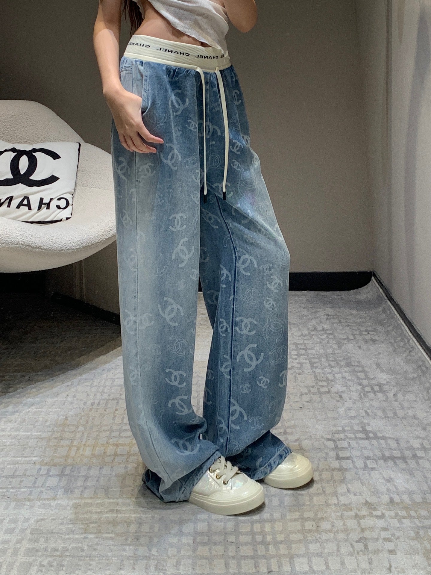 Laser Printed Gradient Washed Color Tencel Jeans