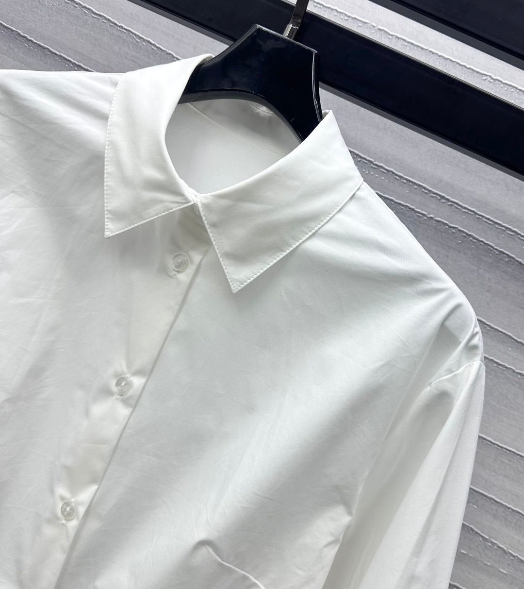 Lapel slim-fit long-sleeved shirt