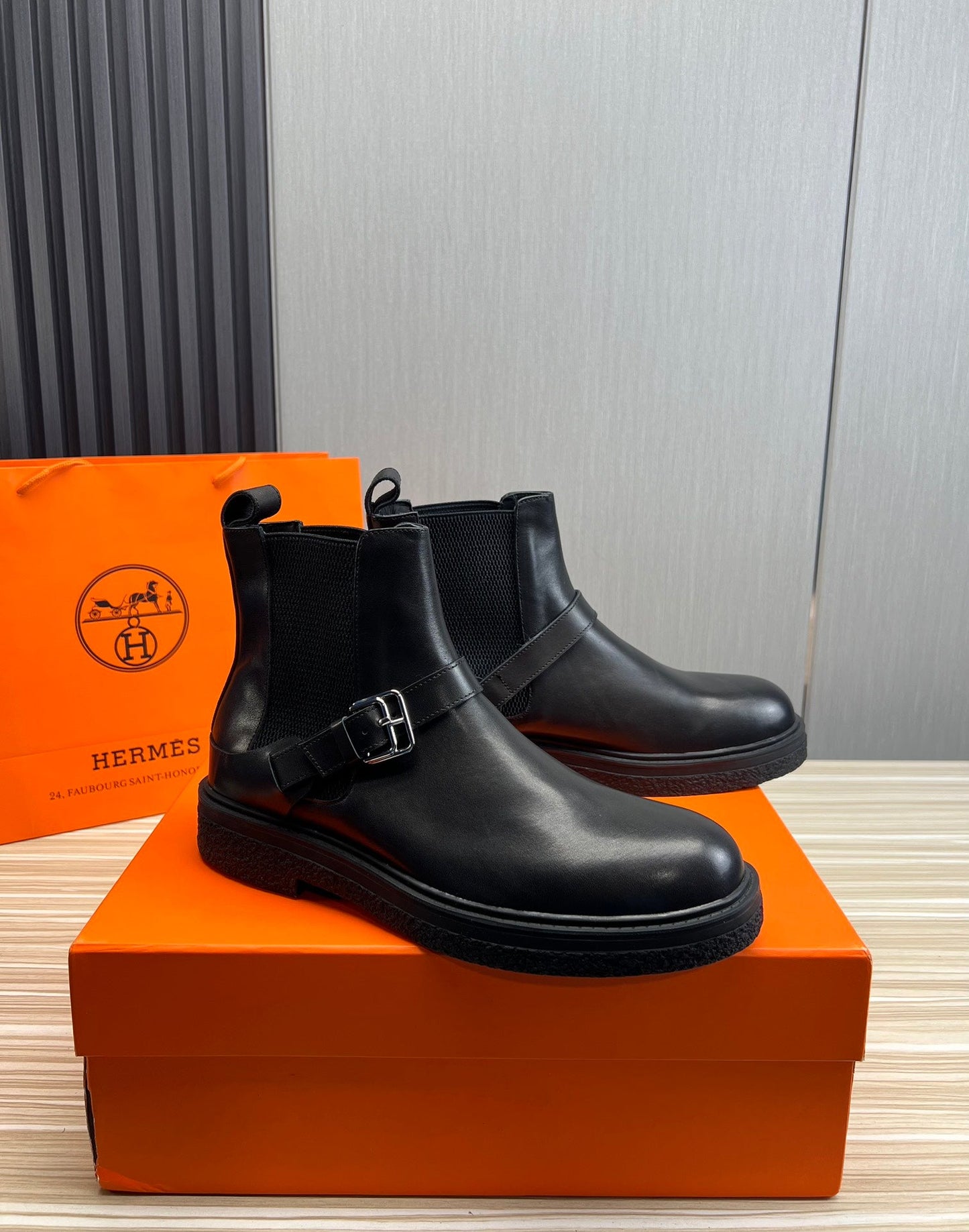 Calf leather men's ankle boots