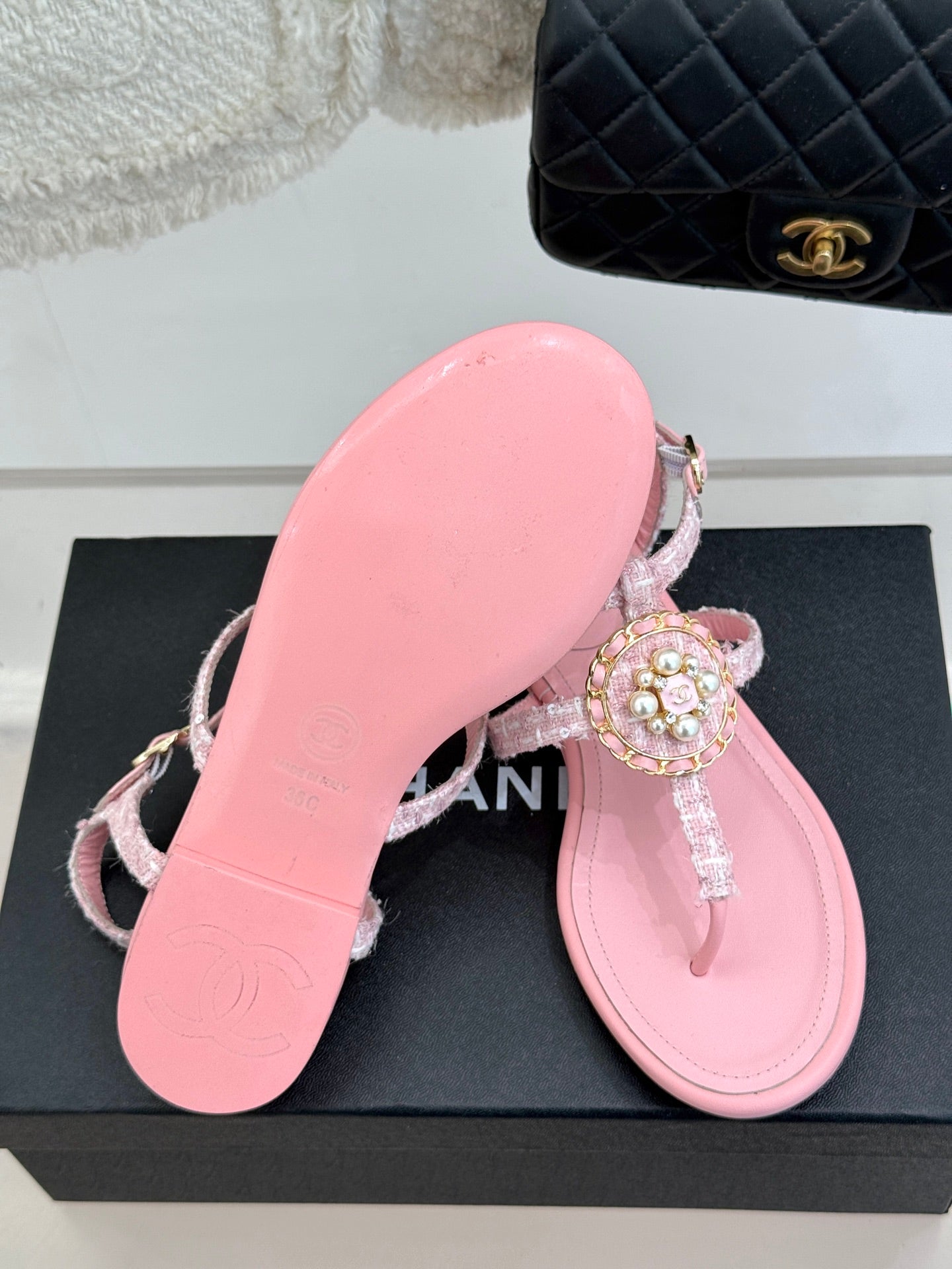 Pearl clip-on Pink, Brown, Black sandals