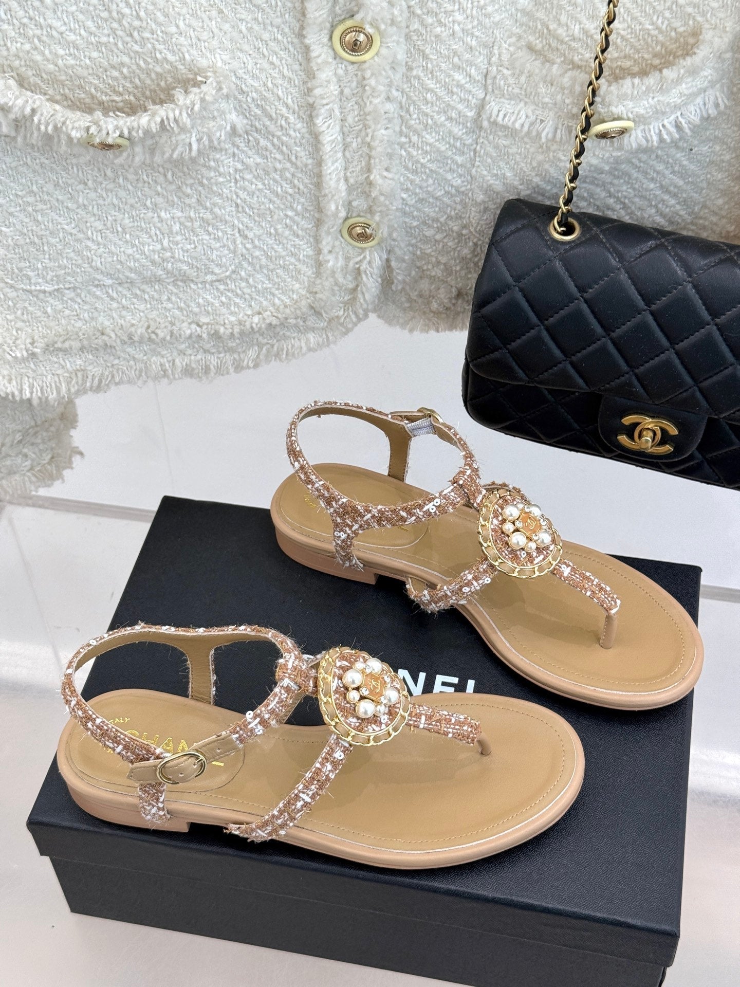 Pearl clip-on Pink, Brown, Black sandals