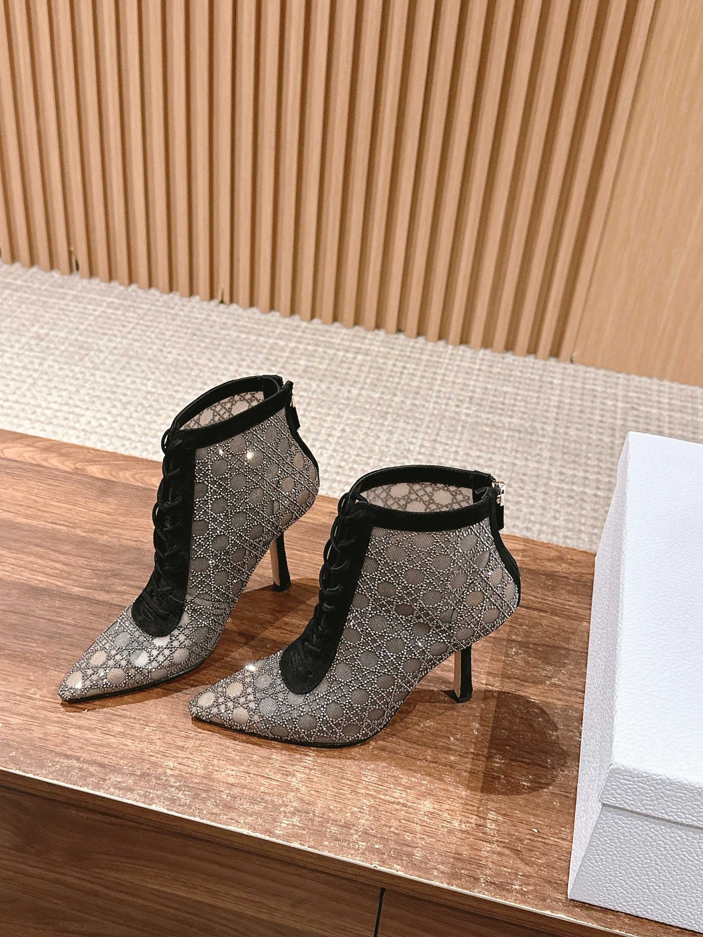 Rhinestone mesh tribales celebrity model series back zipper high heel boots