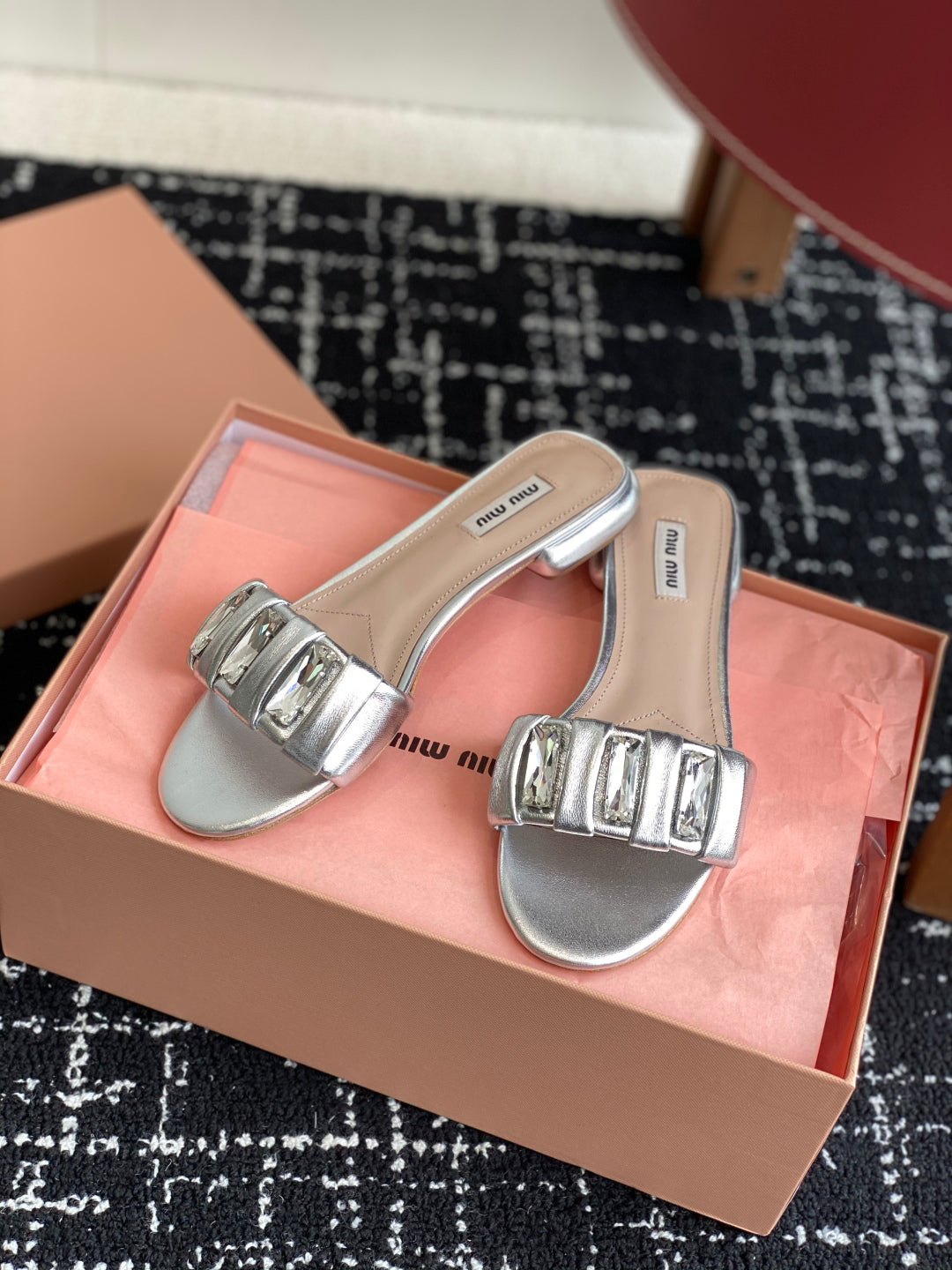 Square Diamond Buckle Slippers