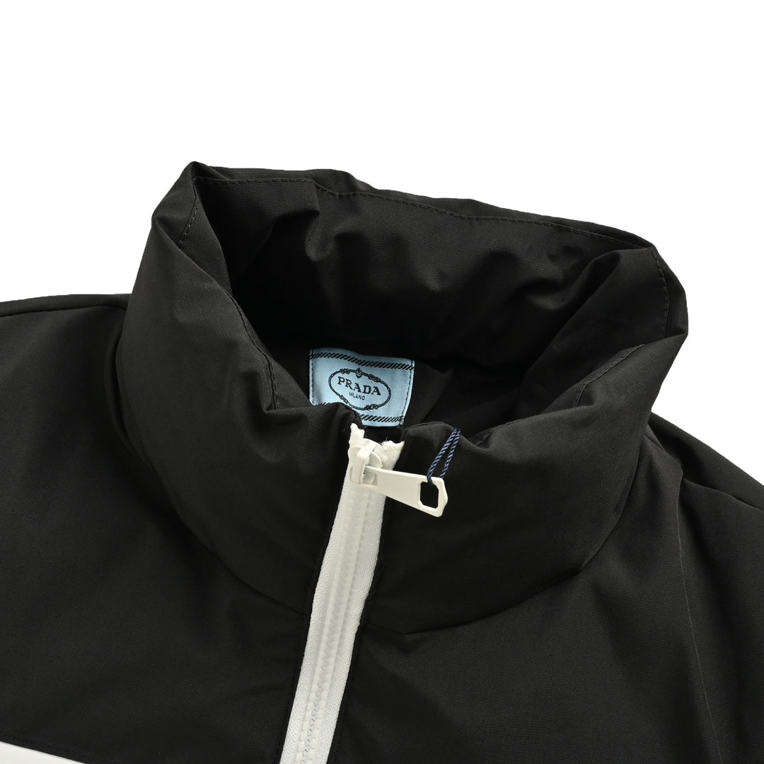 Black and white stitching triangle logo cotton jacket