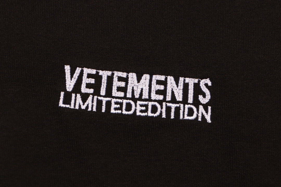 VETEME T-SHIRT