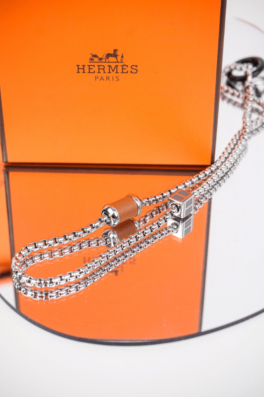 herm necklace