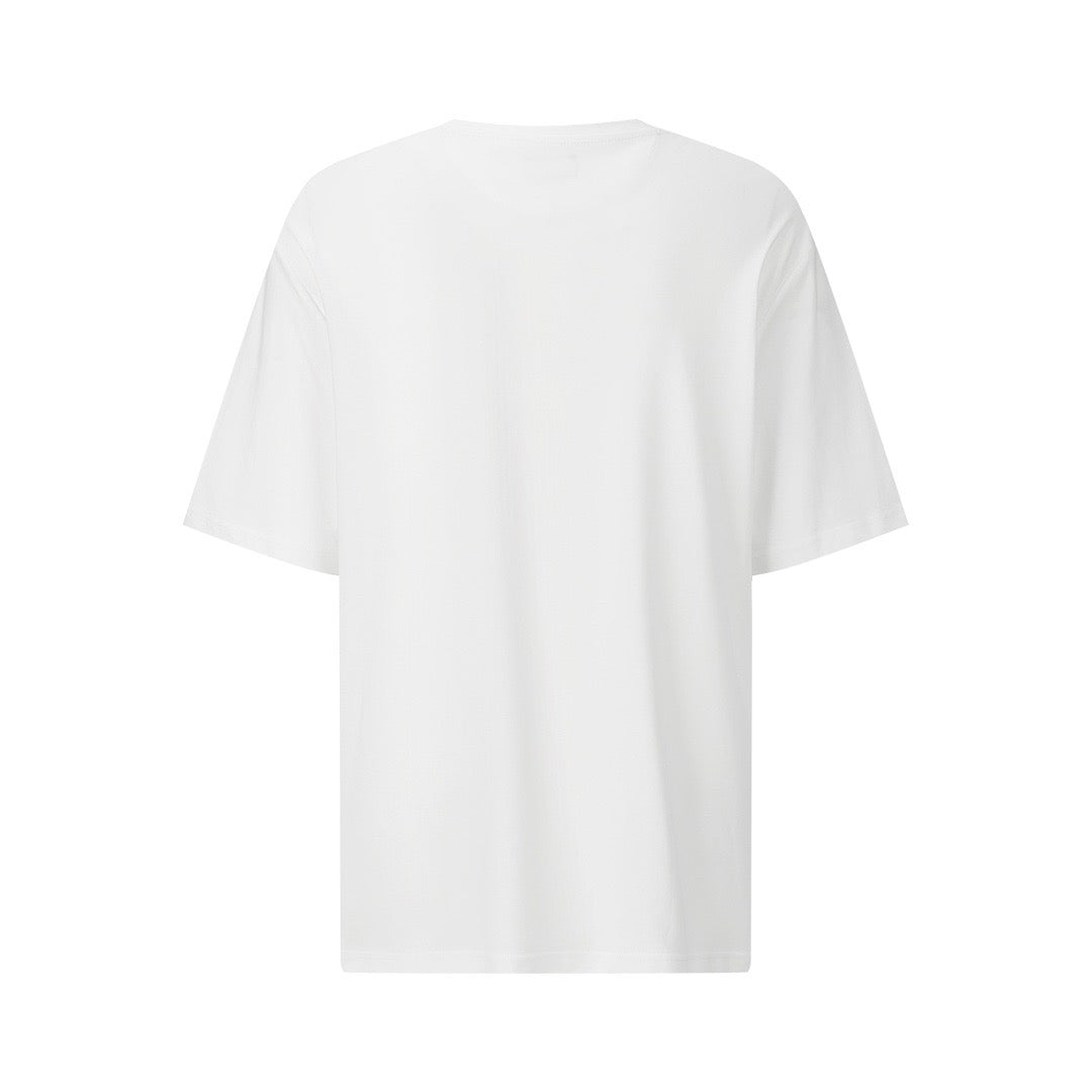 White graphic short-sleeved T-shirt