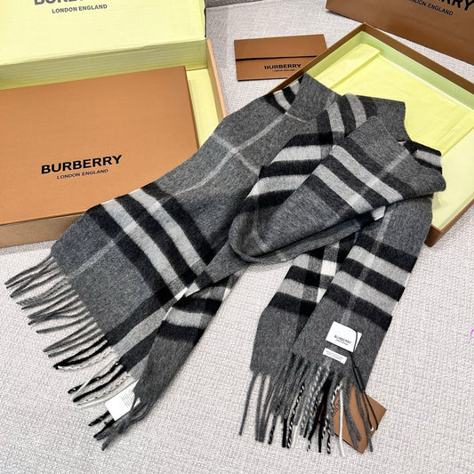 burber cashmere scarf