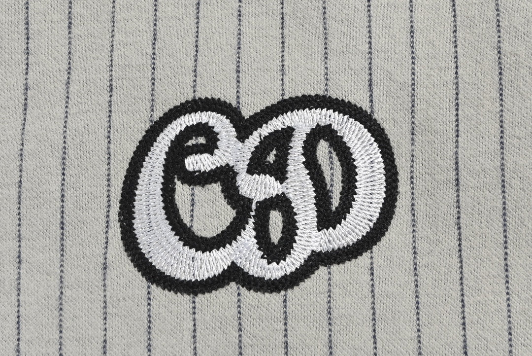 Baseball jacket with vertical stripes embroidered on the front and back