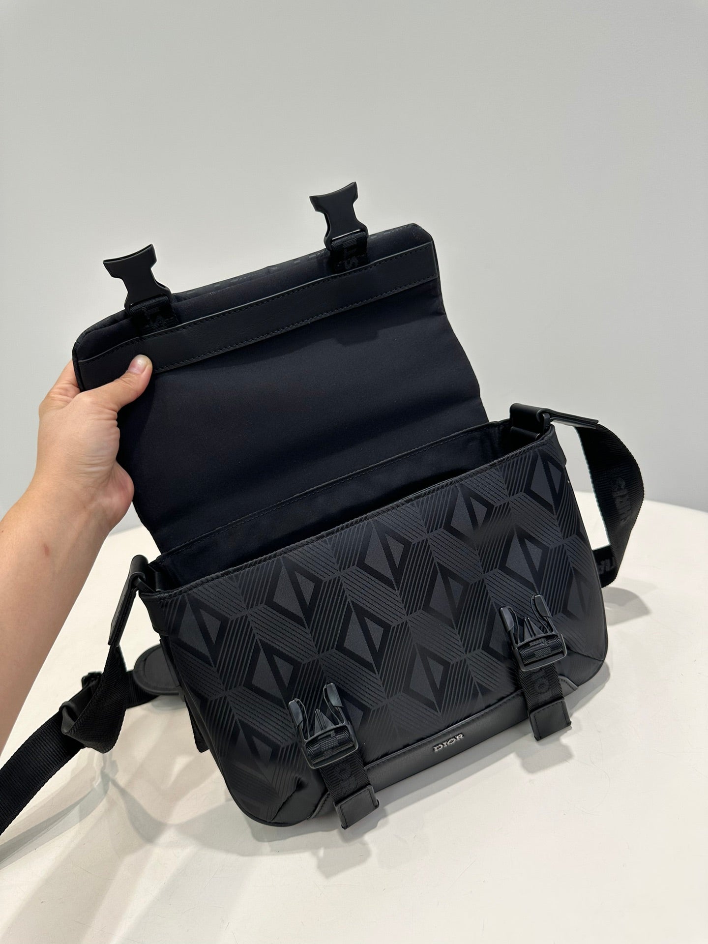 D's Grid Style Logo Bag