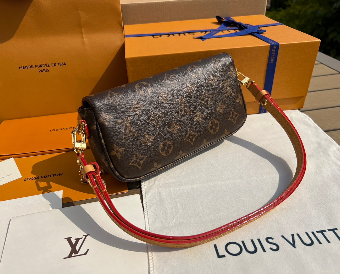 L's Bag 0032