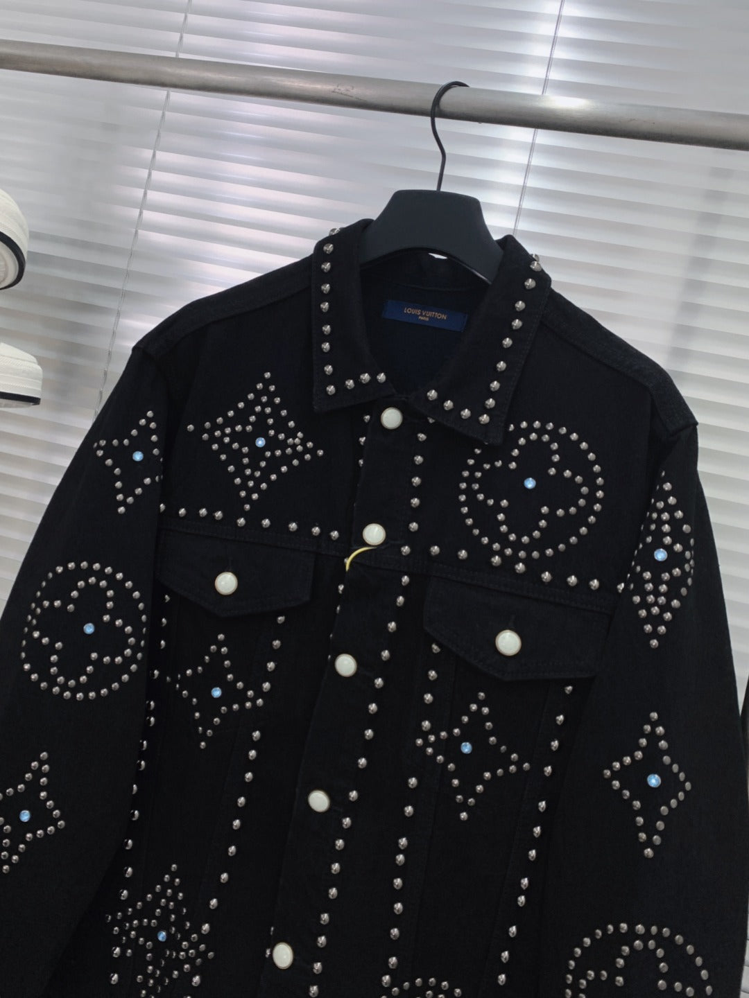 L's Pearl Pattern Logo Jacket