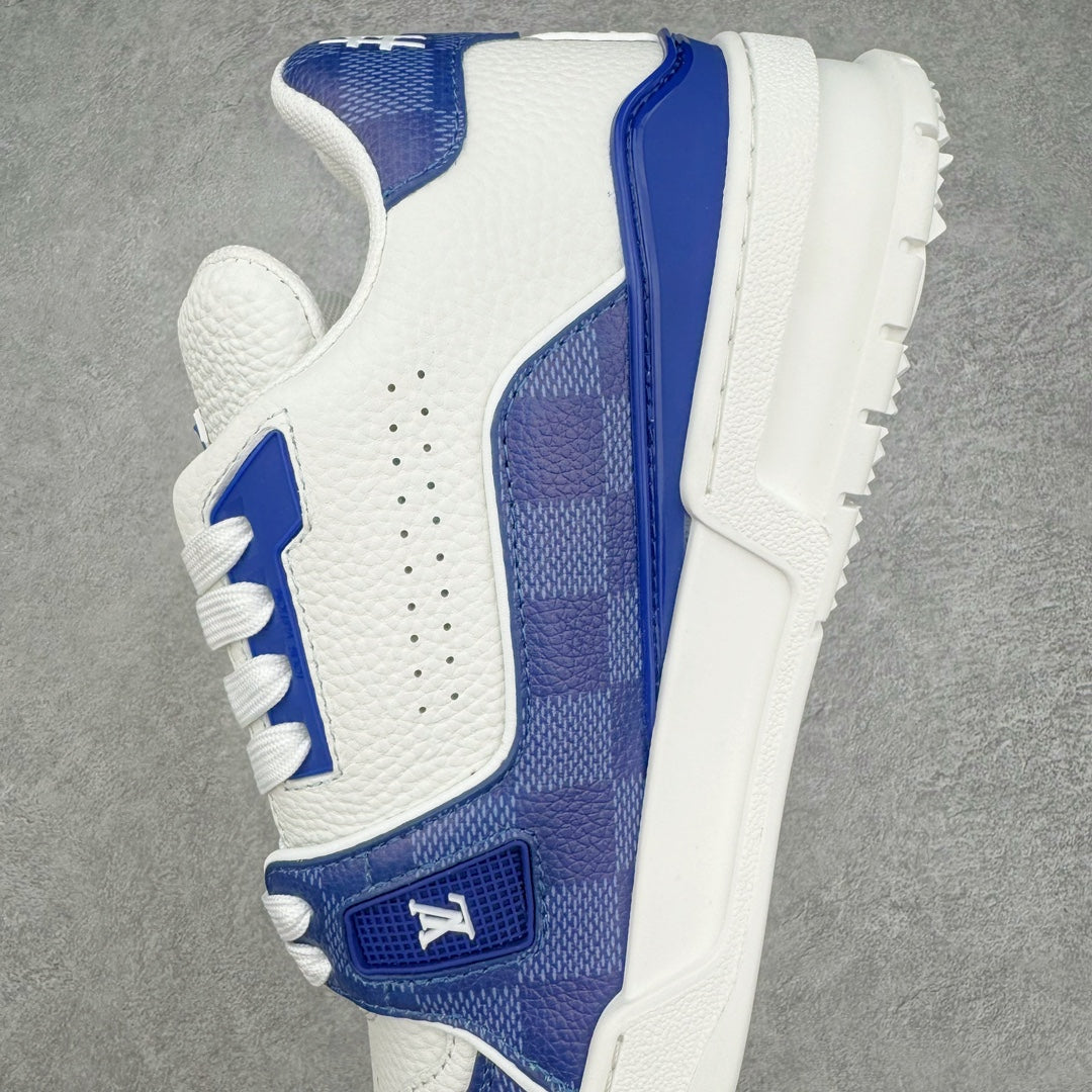 L's Blue Grid Figure Leather Sneakers