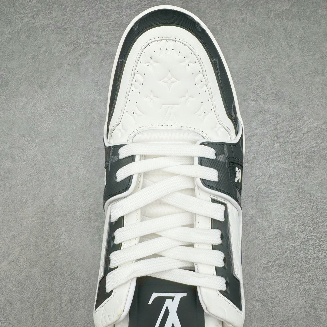 L's Dark Green And White Pattern Sneakers